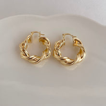 Cargar imagen en el visor de la galería, Candongas Analia