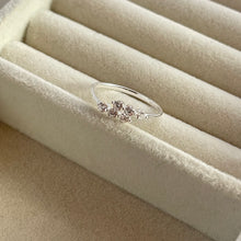 Cargar imagen en el visor de la galería, Anillo Destello