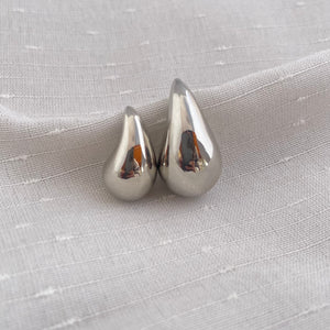 Aretes Gota Plateados - Talla L