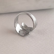 Cargar imagen en el visor de la galería, Anillo Hoja