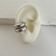 Cargar imagen en el visor de la galería, Ear cuff liso silver