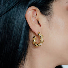 Cargar imagen en el visor de la galería, Candongas Toya