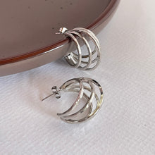 Cargar imagen en el visor de la galería, Candongas Manuela Plateadas