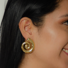 Cargar imagen en el visor de la galería, Aretes Rosca Dorados