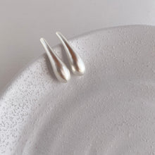 Cargar imagen en el visor de la galería, Aretes Juliette Plateados