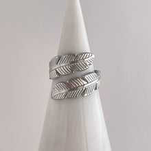 Cargar imagen en el visor de la galería, Anillo Hoja
