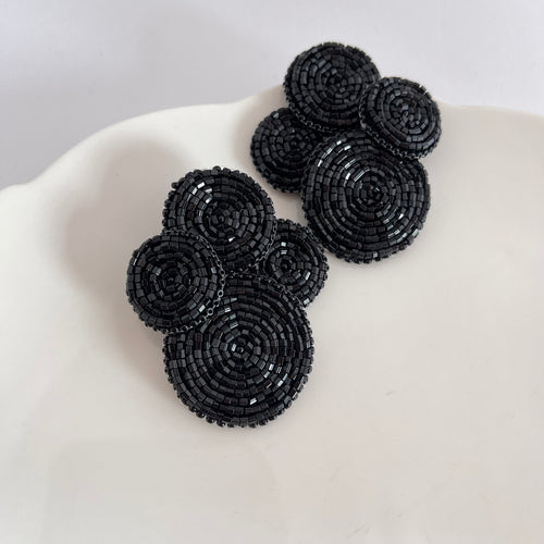 Aretes Scarlet Black