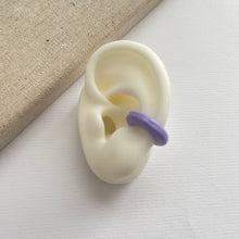 Cargar imagen en el visor de la galería, Ear Cuff Nairobi Lila