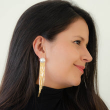 Cargar imagen en el visor de la galería, Aretes Paloma Gold