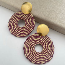 Cargar imagen en el visor de la galería, Aretes Iraca Vino &amp; Beige