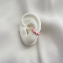 Cargar imagen en el visor de la galería, Ear Cuff Salvavidas Pink